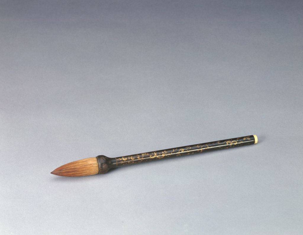 图片[1]-Black lacquer painted with gold, red sandalwood, wooden tube, mink hair brush-China Archive